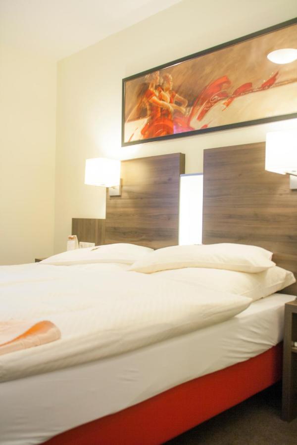 Hotel Zum Adler Βόννη Δωμάτιο φωτογραφία