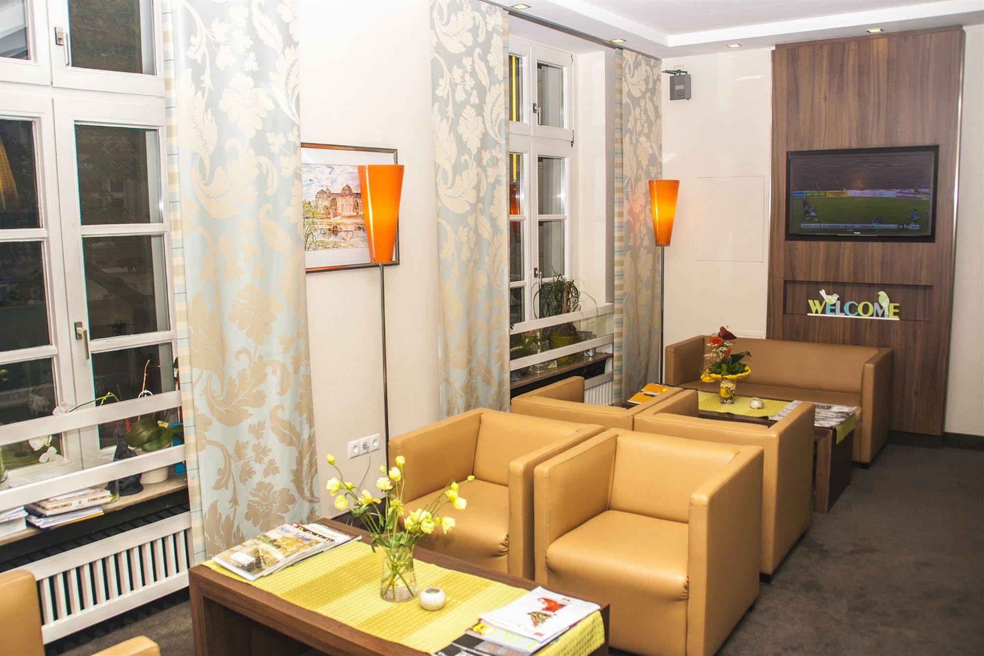Hotel Zum Adler Βόννη Εξωτερικό φωτογραφία