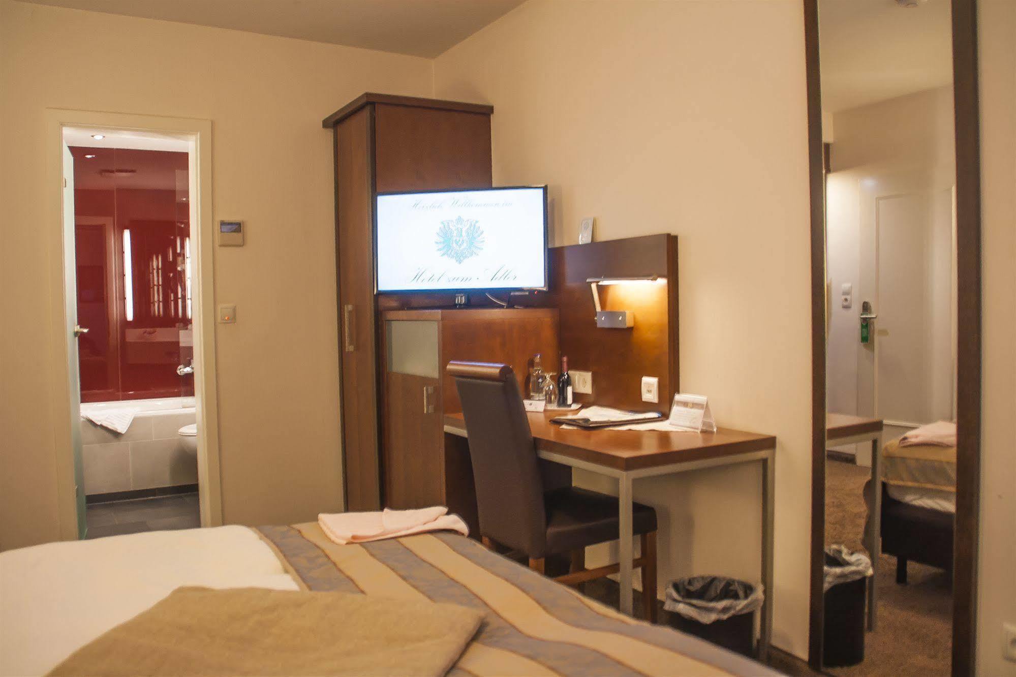 Hotel Zum Adler Βόννη Εξωτερικό φωτογραφία